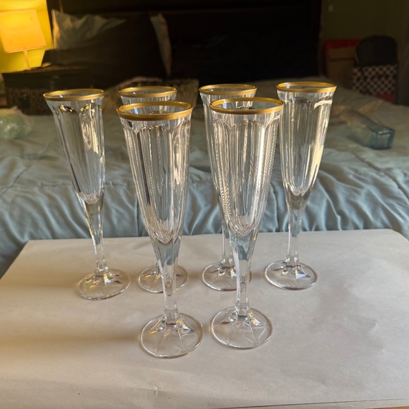 champagne flutes - Picture 1 of 1